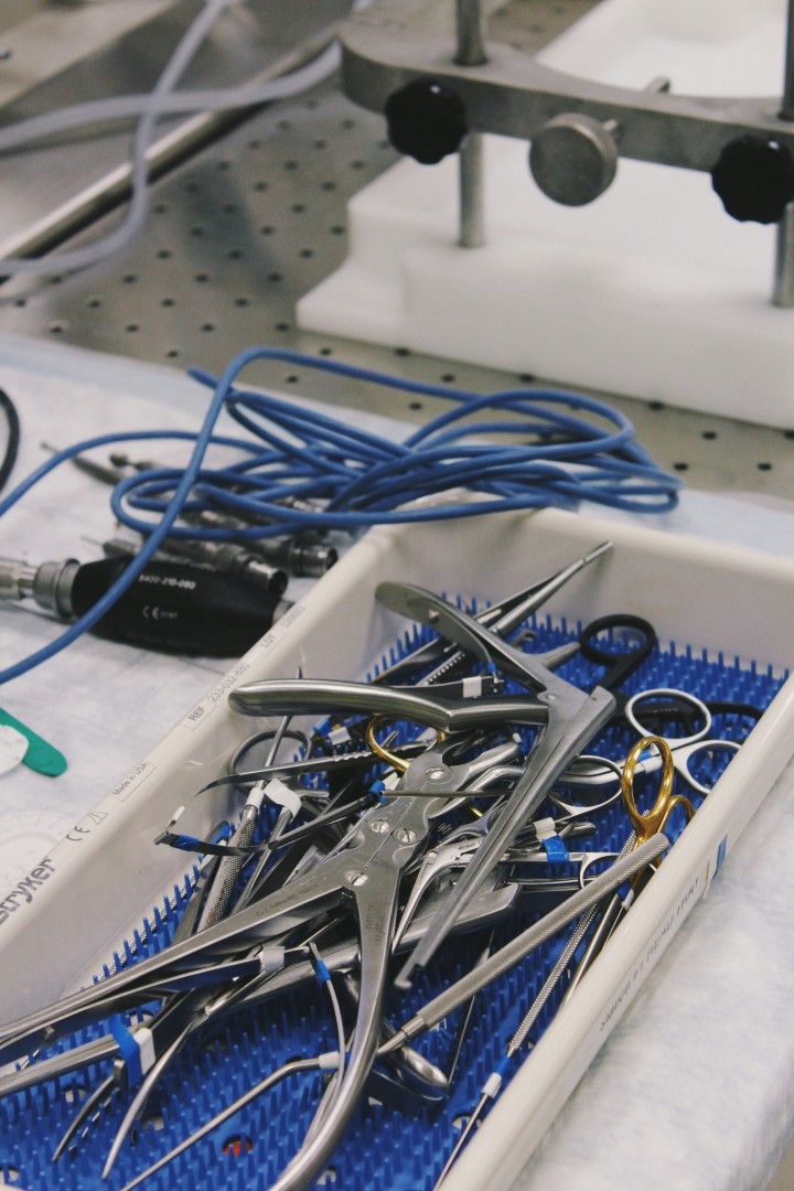 How Chinese Medical Device Manufacturers Can Enter the Ukrainian Market: A Practical Guide